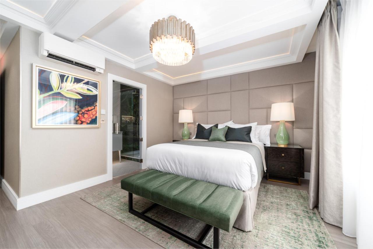 Отель No.4 Carlton 5*