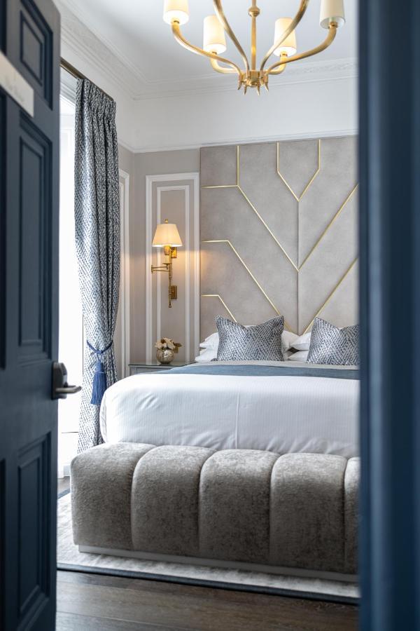 No.4 Carlton Отель 5*