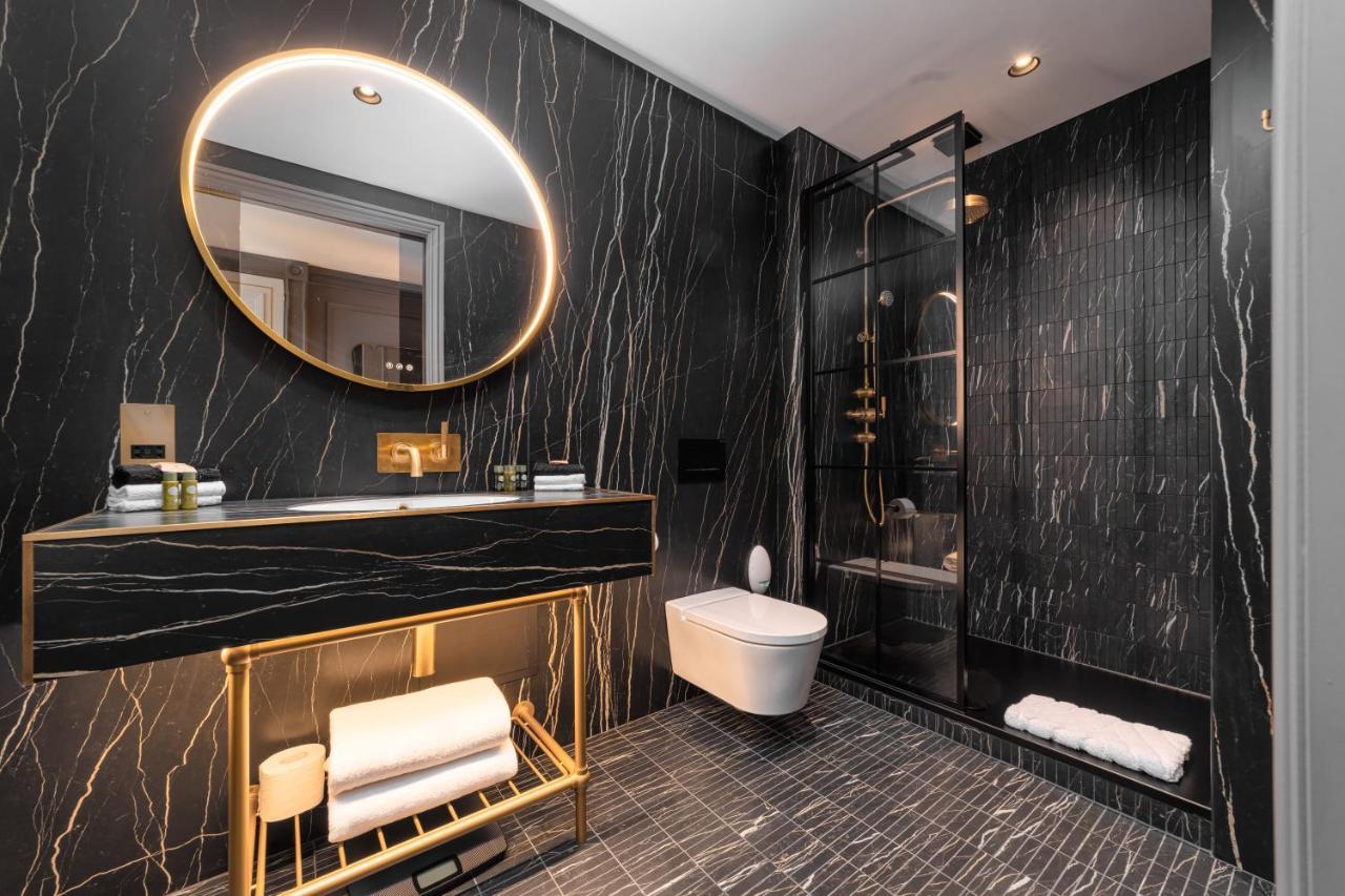 Отель No.4 Carlton 5*
